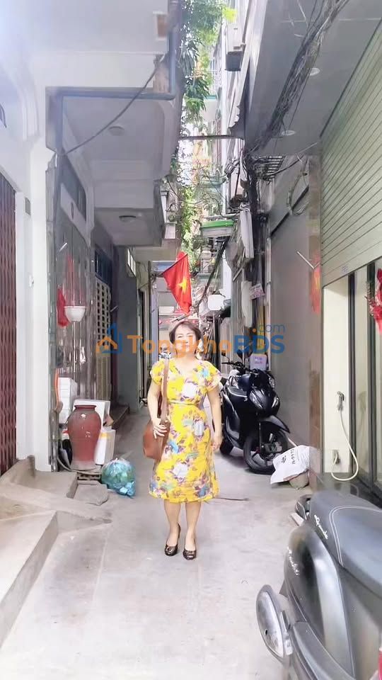 Nhà Time City Minh Khai 42m² hơn 12 tỷ - Ô tô vào tận nhà