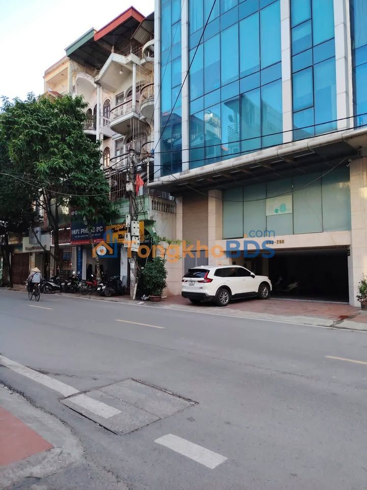 Nhà phố Hoàng Văn Thái 55m² 19 tỷ - Mặt tiền kinh doanh