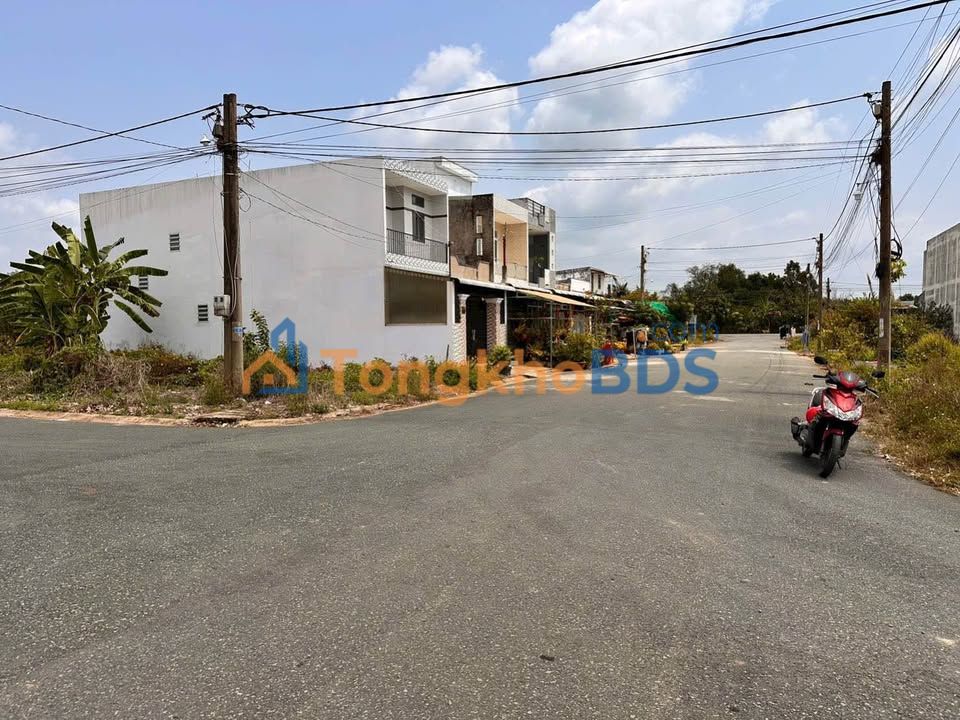 Nhà mặt tiền Củ Chi số 1 90m² 1.89 tỷ - Chính chủ bán