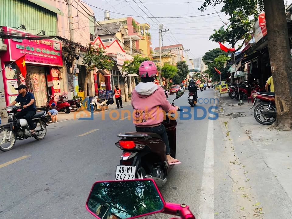 Nhà mặt tiền Lê Thị Hoa Thủ Đức 150m²/10.5 tỷ - Chính chủ bán