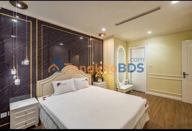 Căn hộ Vinhomes Central Park 108m² 15.7 tỷ - View Landmark 81 đẹp
