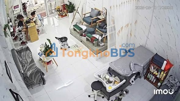 Nhà cấp 4 Nguyễn Lương Bằng 4 triệu/tháng - Ô tô vào nhà