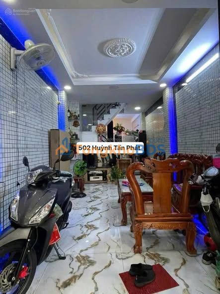 Nhà nguyên căn Huỳnh Tấn Phát Q7 42m² 10.5tr - Sẵn sàng ở ngay