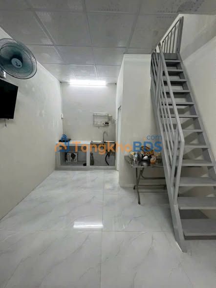 Nhà hẻm 329 Đào Trí Tân Phú 20m² 3.5 triệu - Full nội thất
