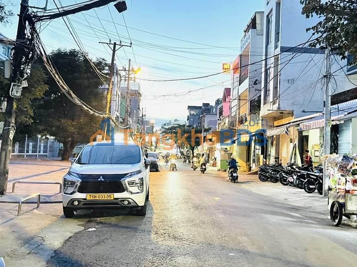 Nhà riêng Dương Bá Trạc Q8 58m² giá 7 tỷ - Giá tốt hiếm có