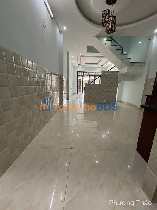 Nhà thuê Hà Huy Giáp Q12 138m²/16 triệu - Ô tô vào nhà