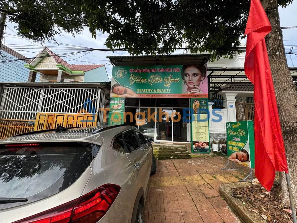 Nhà mặt tiền Đức Linh 120m² 3,1 tỷ - Mặt tiền kinh doanh