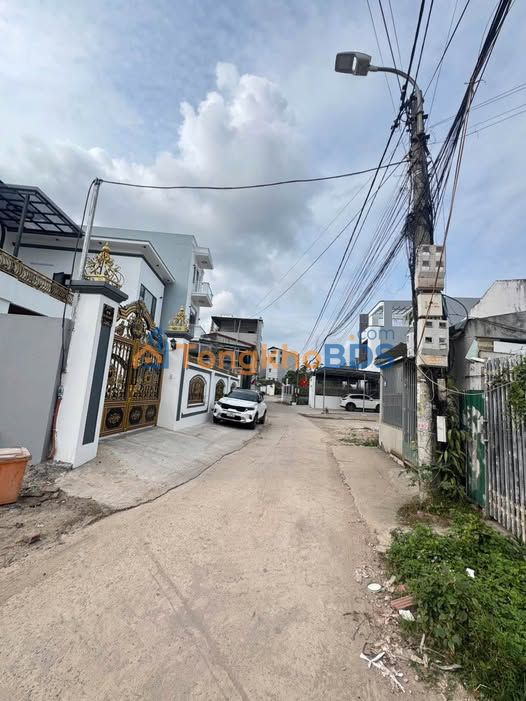 Đất phố Cao Bá Quát 83m² giá 1 tỷ - Sổ đỏ chính chủ, ô tô tránh