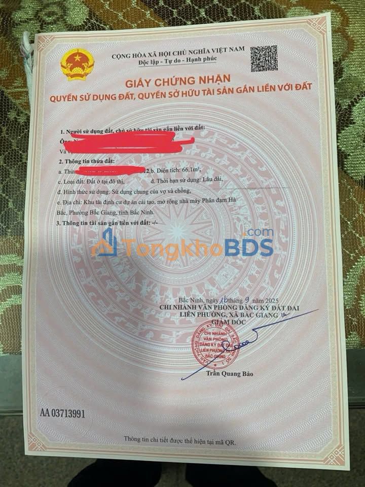 Bán Gấp Nhà Lô Góc 3 Tầng Kèm Đất 66.1m², Kinh Doanh Sầm Uất Phường Dĩnh Kế, Bắc Giang