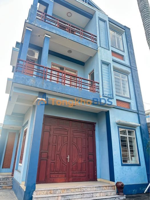 Townhouse Uong Bi Phuong Dong 700m² Dòng tiền ổn định