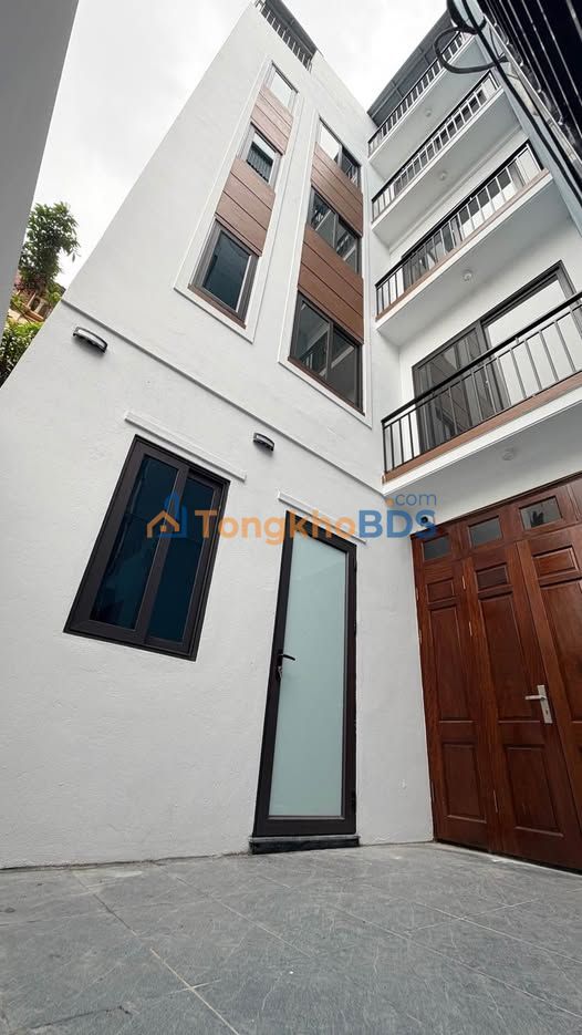 Nhà Nguyễn Văn Linh 50m² giá 8.5 tỷ - Chính chủ bán