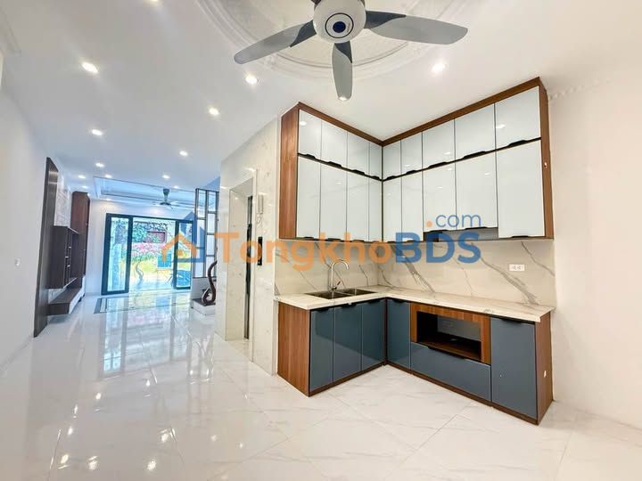 Nhà Vũ Xuân Thiều Long Biên 50m² 9 tỷ - Giá tốt hiếm có