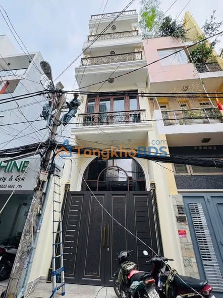 Nhà phố Phan Xích Long 70m² 5 tỷ - Mặt tiền kinh doanh