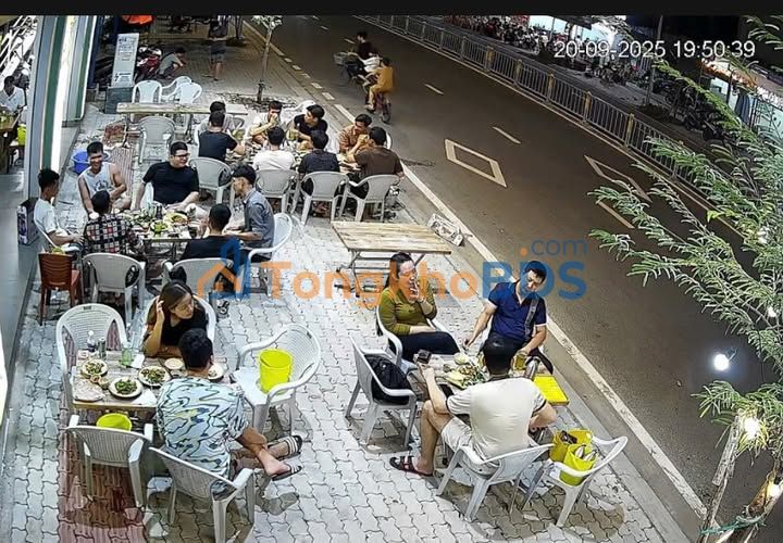 Nha pho Hiep Thanh Q12 300m2/395trieu - mat tien kinh doanh