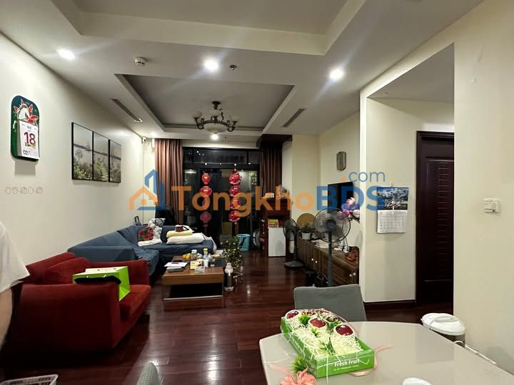 Cho thuê căn hộ Royal City 2PN, tầng đẹp, full nội thất - Giá 19 triệu/tháng
