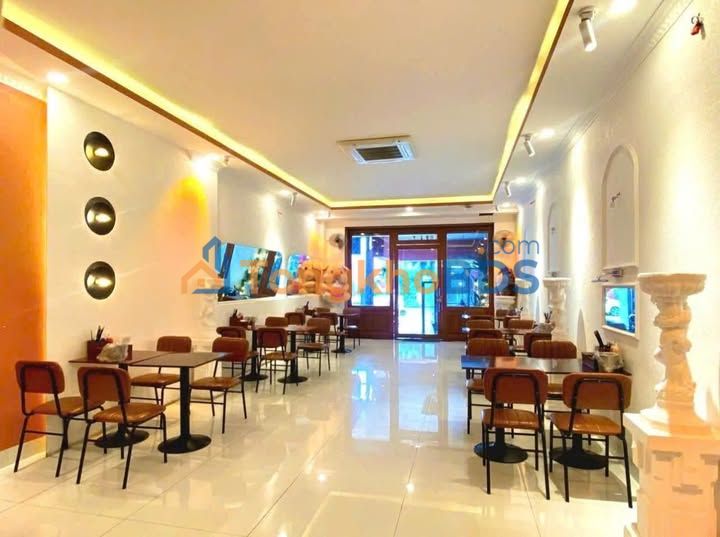 Store Lý Thường Kiệt Dĩ An 100m² - Mặt tiền kinh doanh