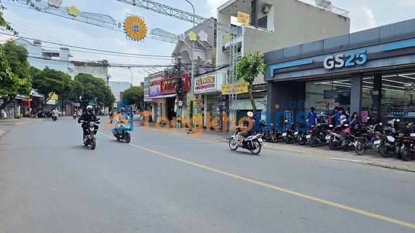 Nhà mặt tiền Lý Thường Kiệt Dĩ An 360m² 20 tỷ - Showroom đắc địa