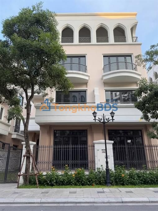 Townhouse Royal City 120m2 17 tỷ - Vị trí đắc địa