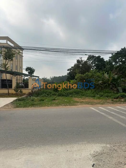 Đất Sơn Tây 200m² thỏa thuận - Sổ đỏ chính chủ