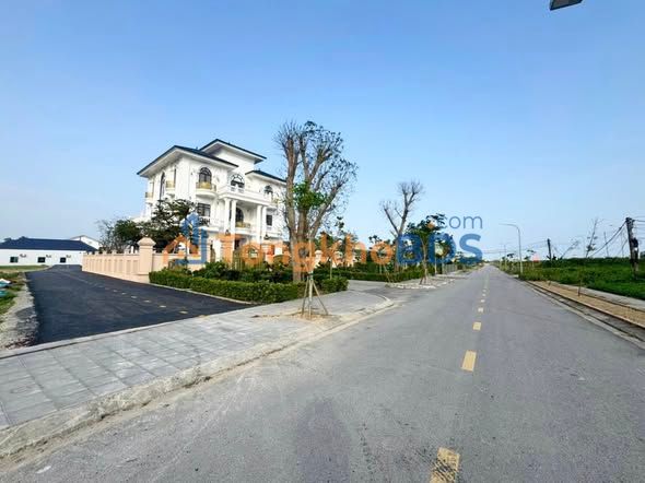 Đất nền Vinh Chu Huy Mân 52m² giá 1 tỷ - Đường to ô tô