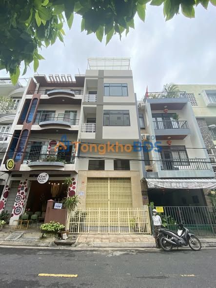 FrontHouse 27 Lê Lai Nha Trang 42m² giá 9.9 tỷ - Chính chủ bán sẵn ở