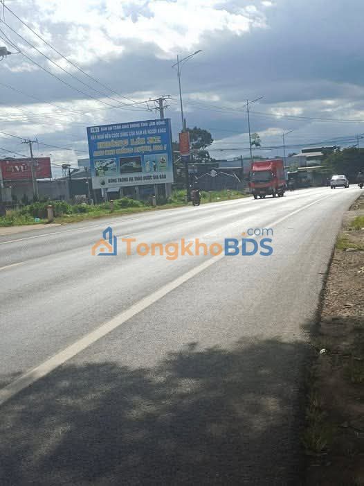 Đất Quốc lộ 20 Đức Trọng 240m² 8.7 tỷ - Đường to ô tô