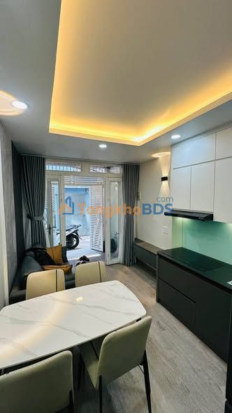 Nhà riêng Trần Quang Diệu Q3 24m² 6 tỷ - Full nội thất