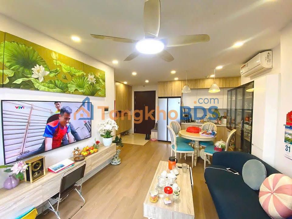 Căn hộ Tây Hồ Dcapitale C6 full đồ 23 triệu - View đẹp