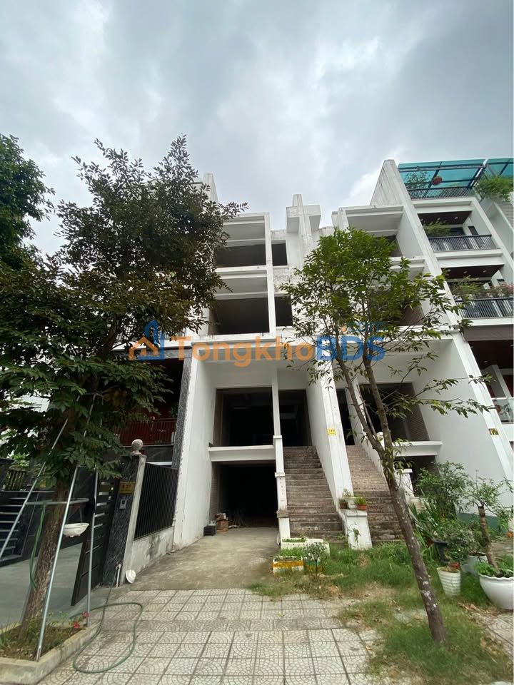 Townhouse KĐT Đồi Văn Hóa Việt Trì 100m² 7 tỷ - Mặt tiền kinh doanh