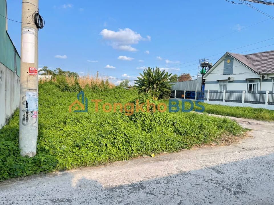 Đất nền Mỹ Tho 335m² giá 1.7 tỷ - Đường to ô tô