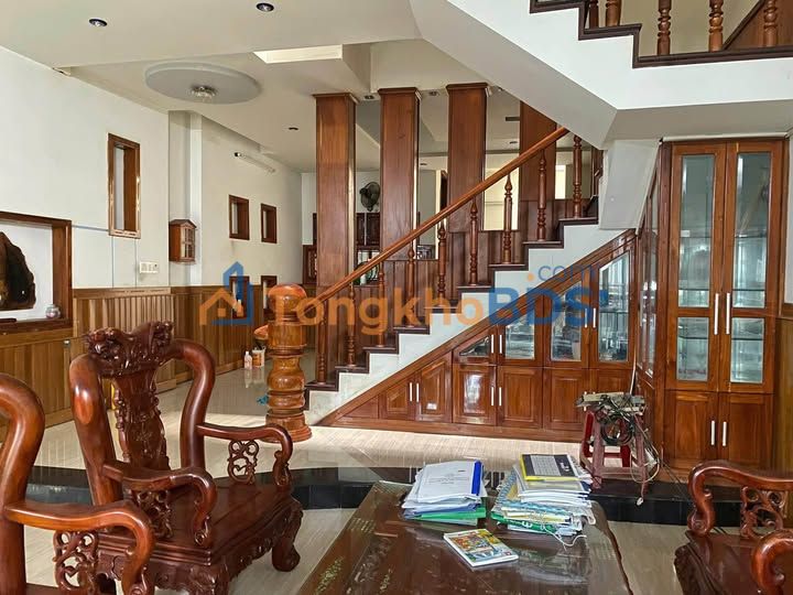 Nhà phố Cần Vương Phường 5 108m² 6.3 tỷ - Mặt tiền kinh doanh