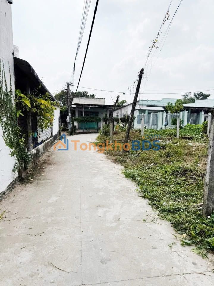 Đất nền Tây Ninh Khu phố 18 110m2 690tr - Sổ đỏ chính chủ