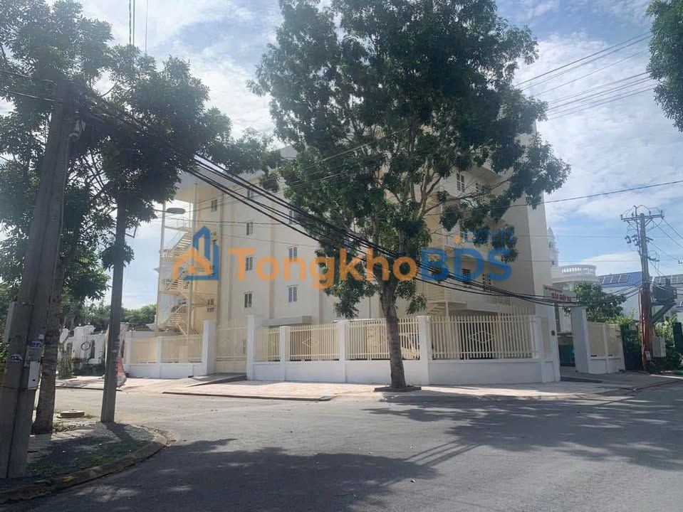 Văn phòng Nguyễn Hữu Trí Cần Thơ 1700m² - Vị trí trung tâm