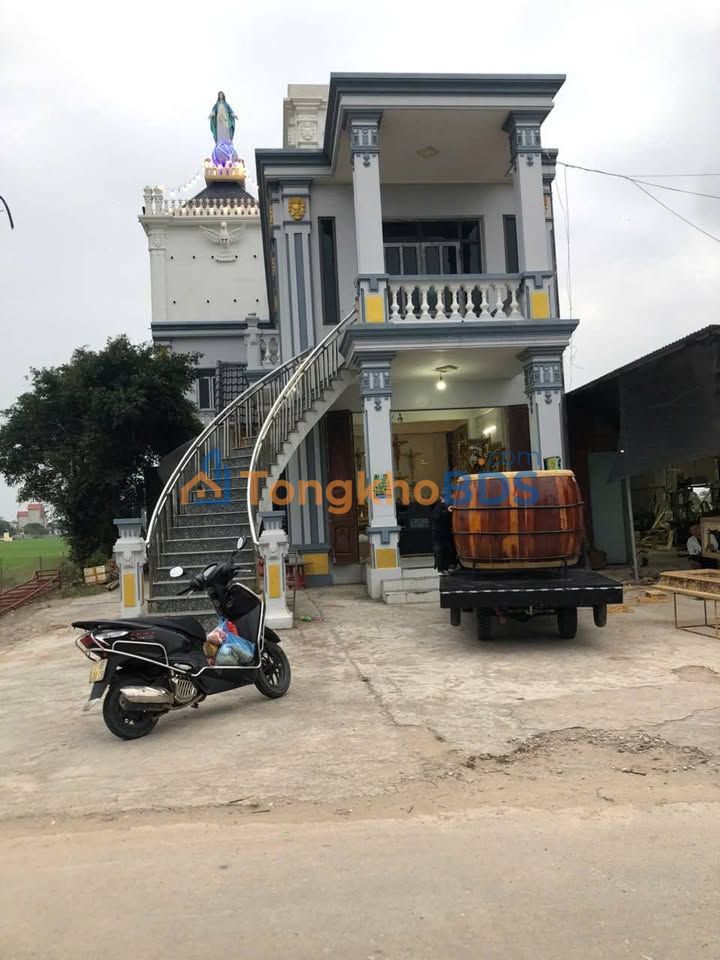 Nhà 2 tầng Nam Cường Tiền Hải 250m² 2,5 tỷ - Ô tô vào tận nhà