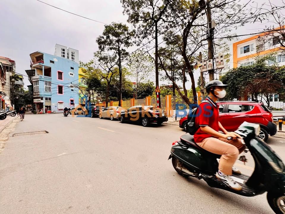 Đất Gia Thụy Long Biên 68m2 9.3 tỷ - Sổ đỏ chính chủ