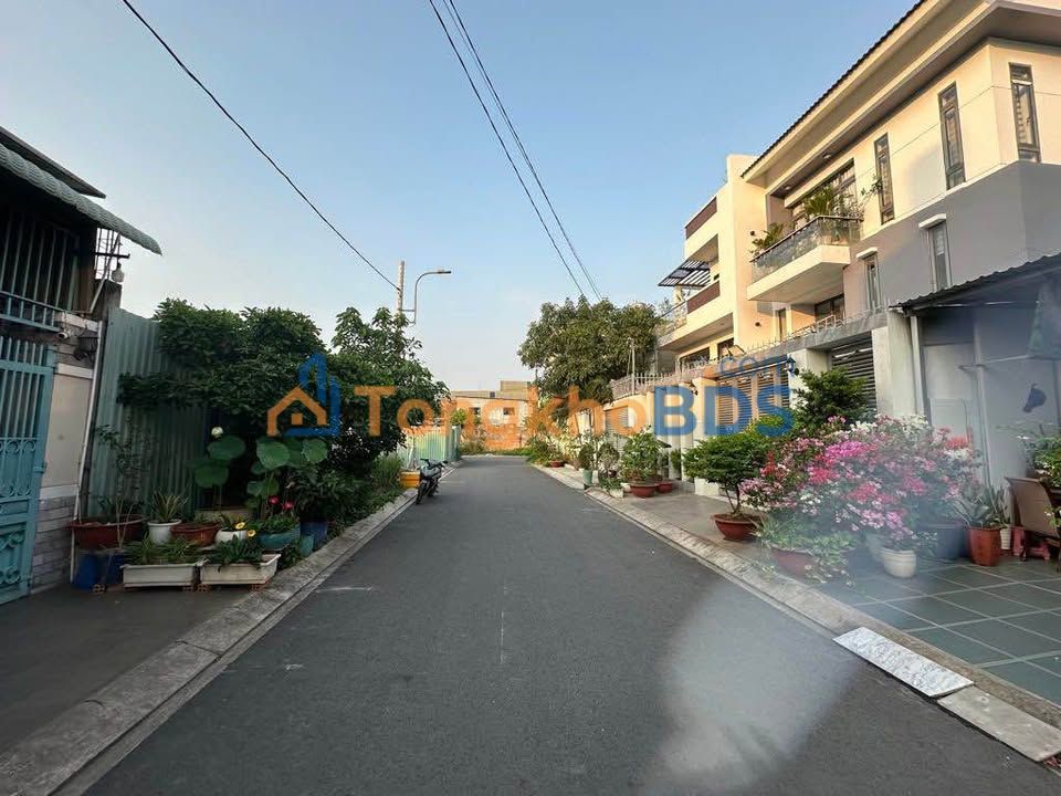 Đất nền Hiệp Bình Chánh 198m² 19,9 tỷ - Sổ đỏ chính chủ