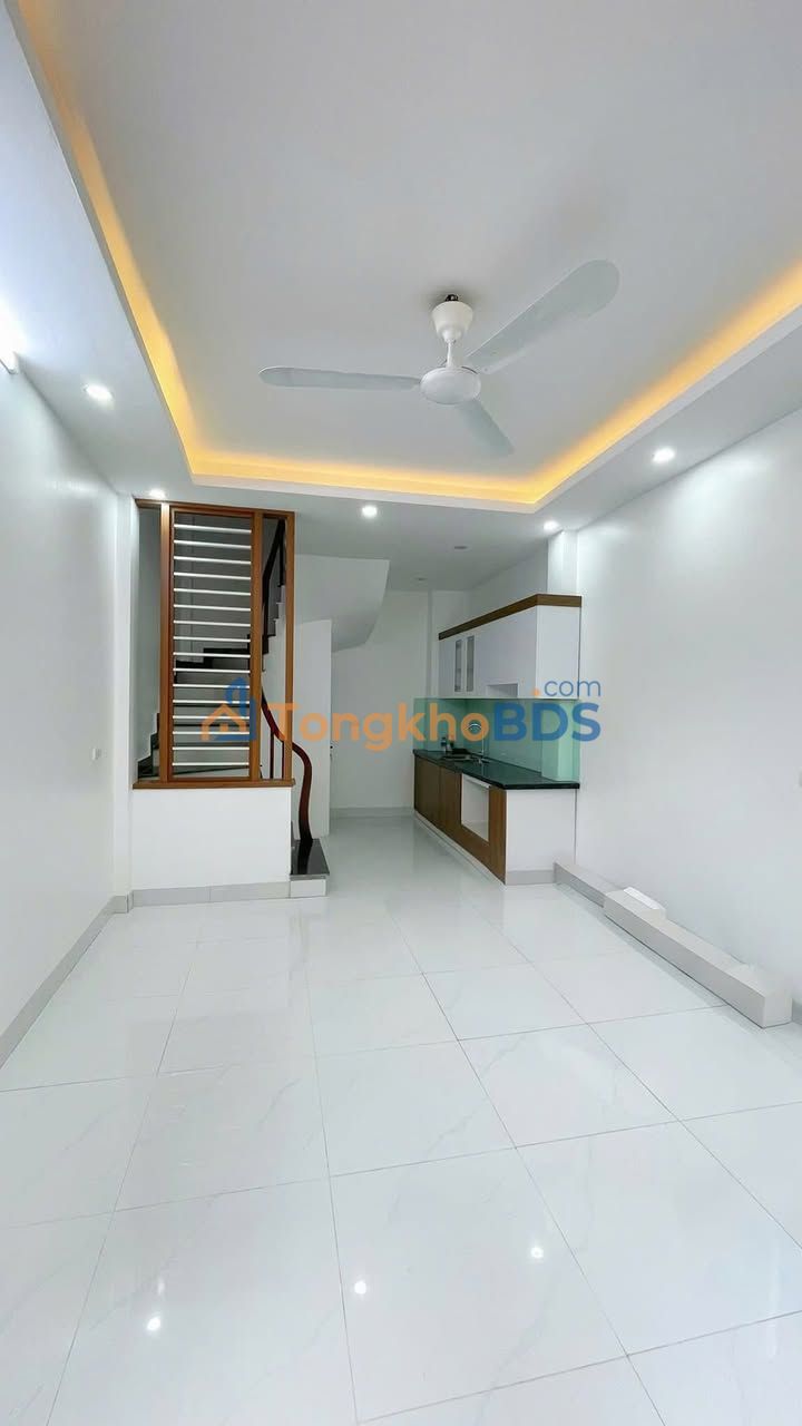 Nhà Tả Thanh Oai 42m² 2,5 tỷ - Chính chủ sẵn ở