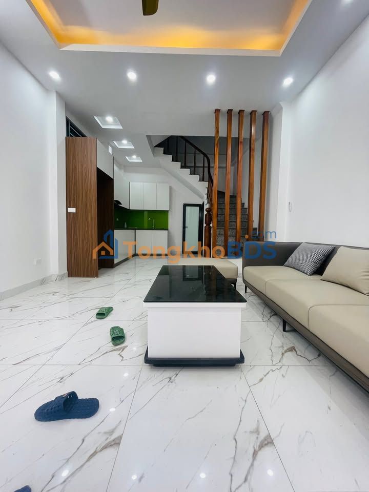 Nhà Tây Tựu Bắc Từ Liêm 30m² 5 tỷ - Ô tô vào tận nhà