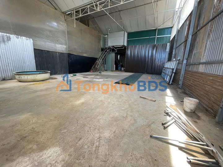 Nhà kho xưởng P.8 Da Lat 160m² 9 triệu - Hoạt động ngay
