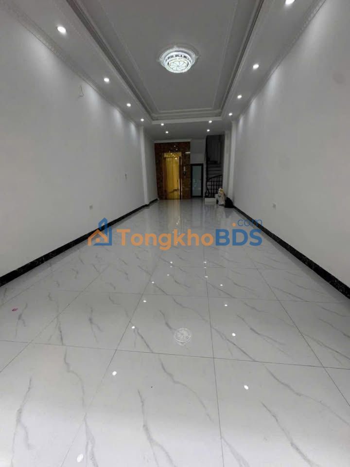 Nhà thuê Ngõ 105 Hồng Hà 43m² 10 triệu - Ô tô vào tận nhà