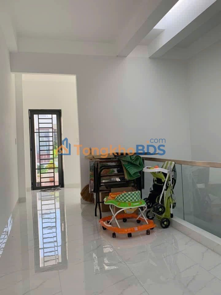 Nhà riêng Hào Nam 65m² giá 19 triệu - Sẵn sàng ở ngay