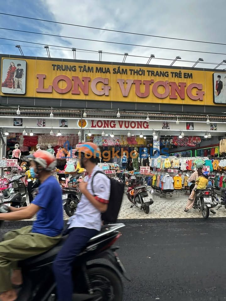 Nhà phố Vincom Dĩ An 154m² - Mặt tiền kinh doanh