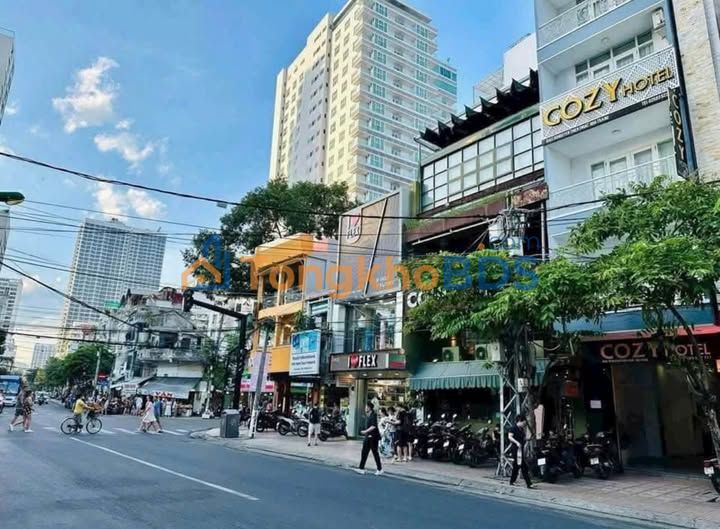 Nhà phố Nha Trang Nguyễn Thiện Thuật 141m² 56 tỷ - Mặt tiền kinh doanh
