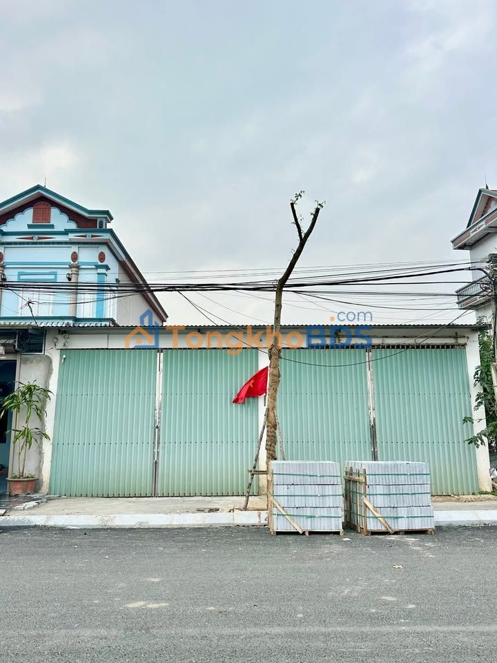 Mặt bằng Ba Vì 220m² giá thỏa thuận - Mặt tiền kinh doanh