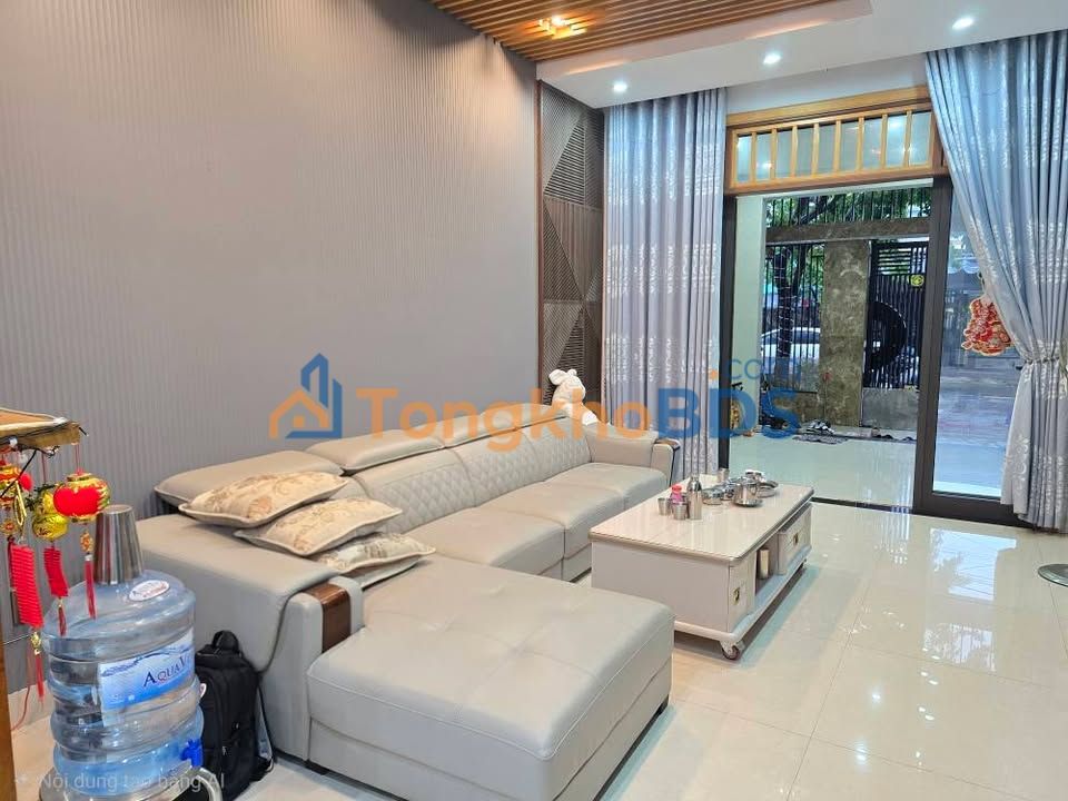 Nhà 3 tầng Hòa Xuân 100m² 10.3 tỷ – Sẵn sàng ở ngay