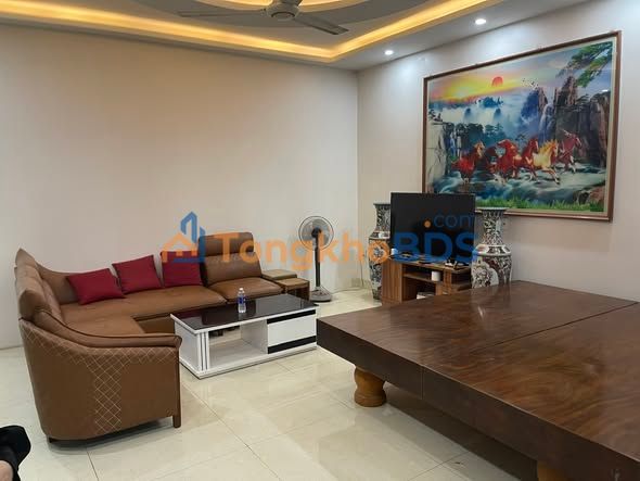 Nhà Khai Quang Vĩnh Yên - Giá thỏa thuận, ô tô vào nhà