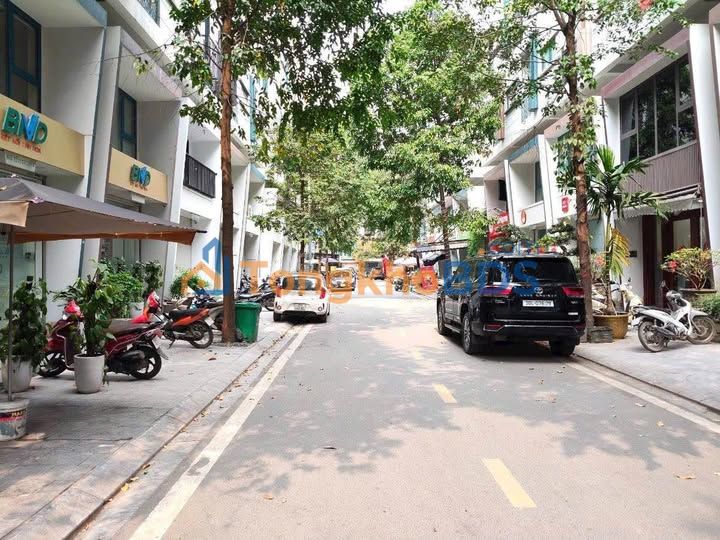 Townhouse Galaxy Van Phuc 88m² 36.5 tỷ Mặt tiền kinh doanh