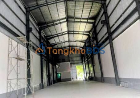 Kho xuong QL21 Thach That 400m2 17 trieu - Gan KCN