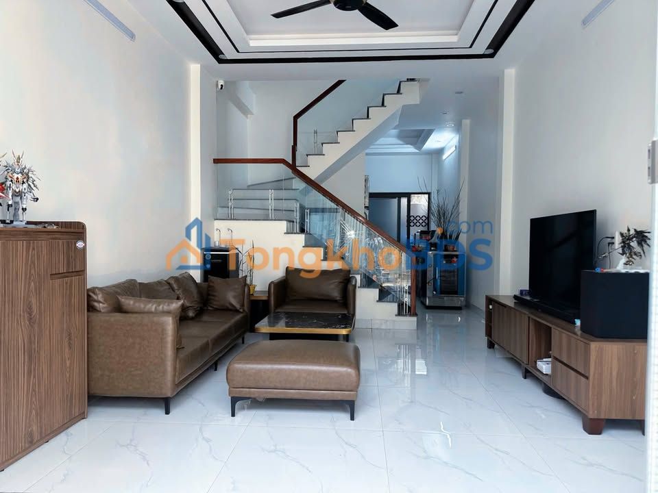 Nhà mặt đường 19/5 Nam Định 45m² giá 2 tỷ - Mặt tiền kinh doanh