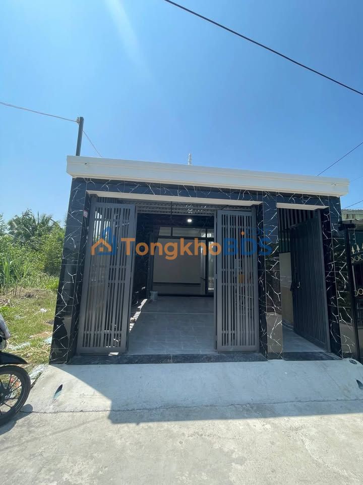 Nhà Cấp 4 Mỹ Lộc 130m² - Sổ Hồng Riêng, Giá 2.15 Tỷ